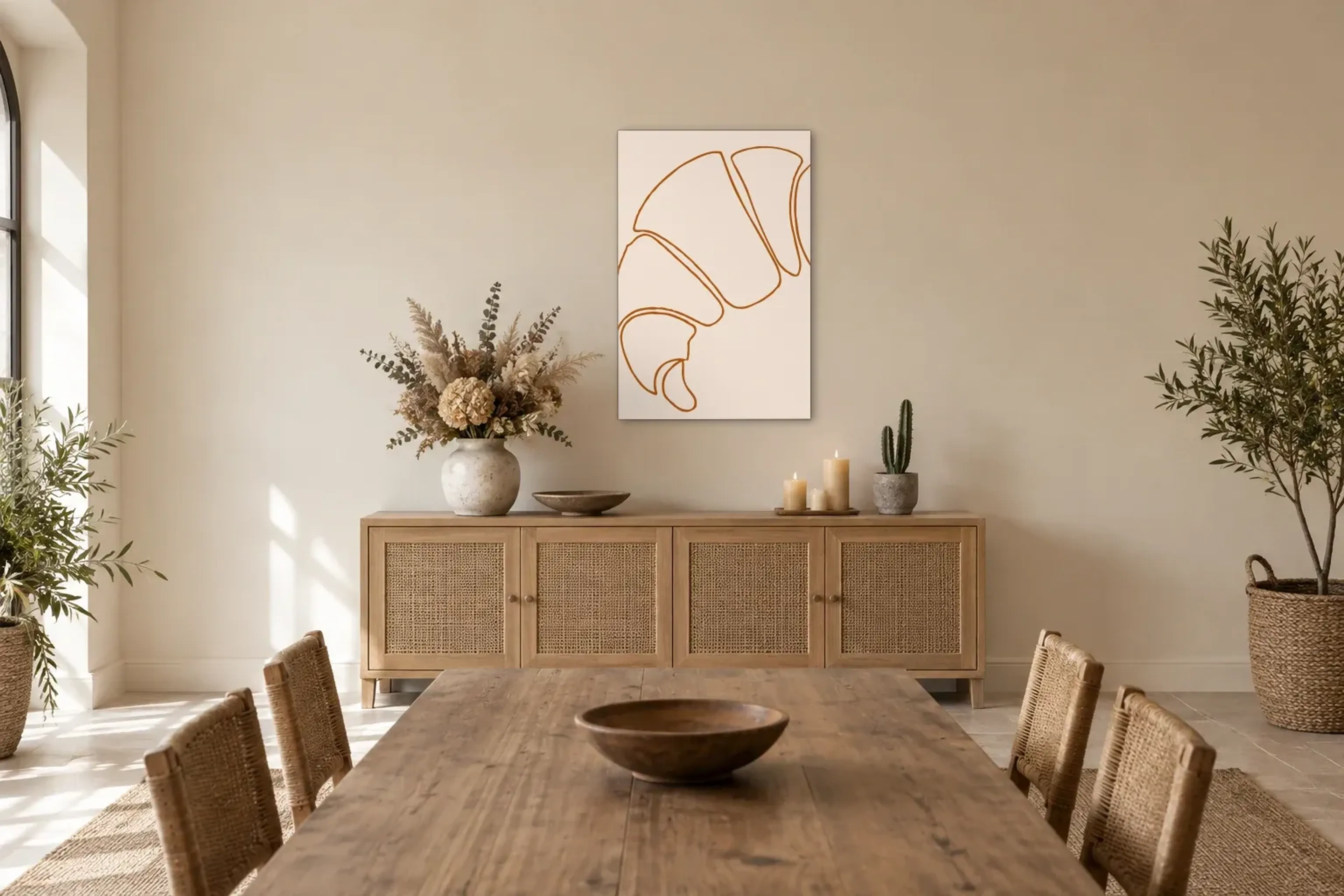 Croissant im Ausschnitt als Wandbild über einem 160-cm-Sideboard