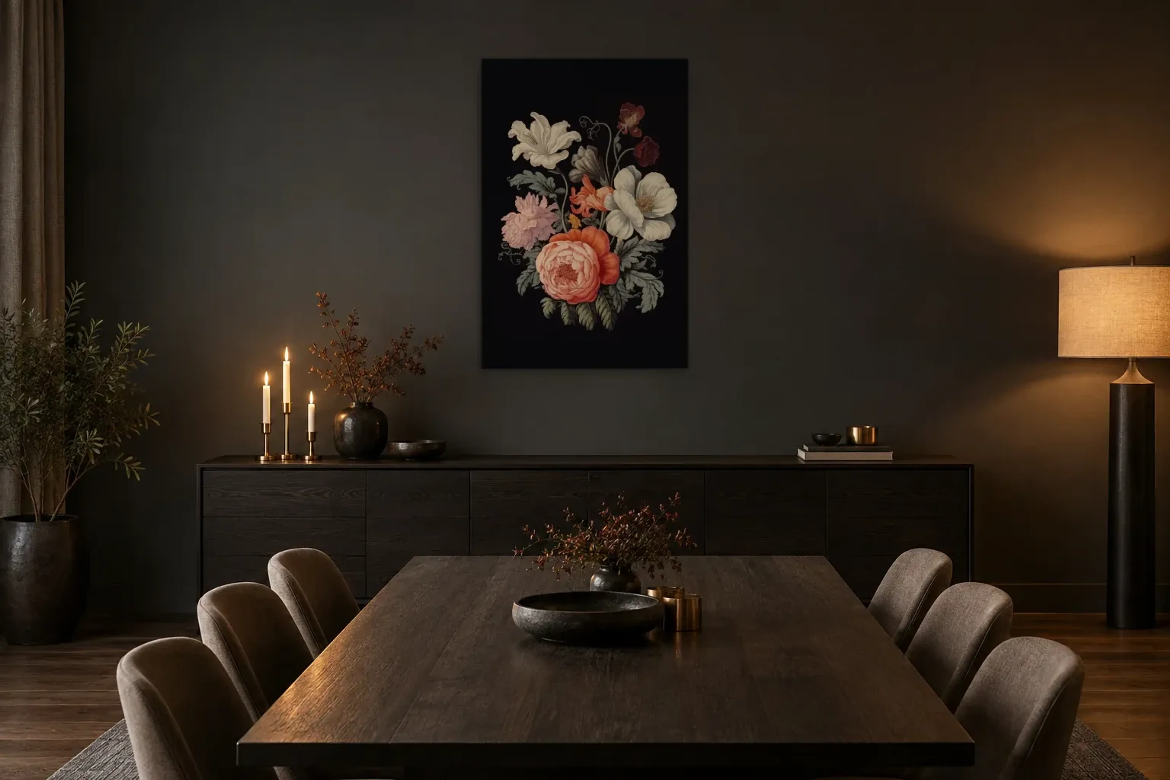 Blüten in der Dunkelheit als Wandbild über einem 180-cm-Sideboard