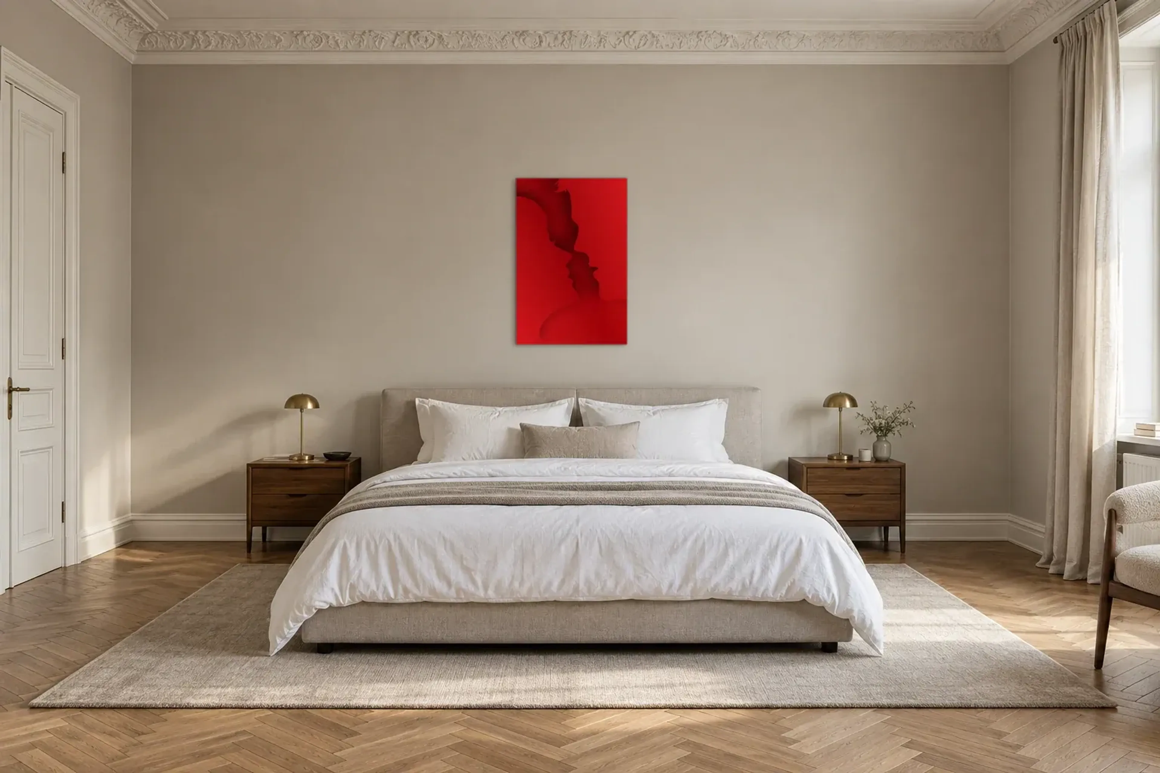 Kuss Rot als Wandbild über einem 180-cm-Bett