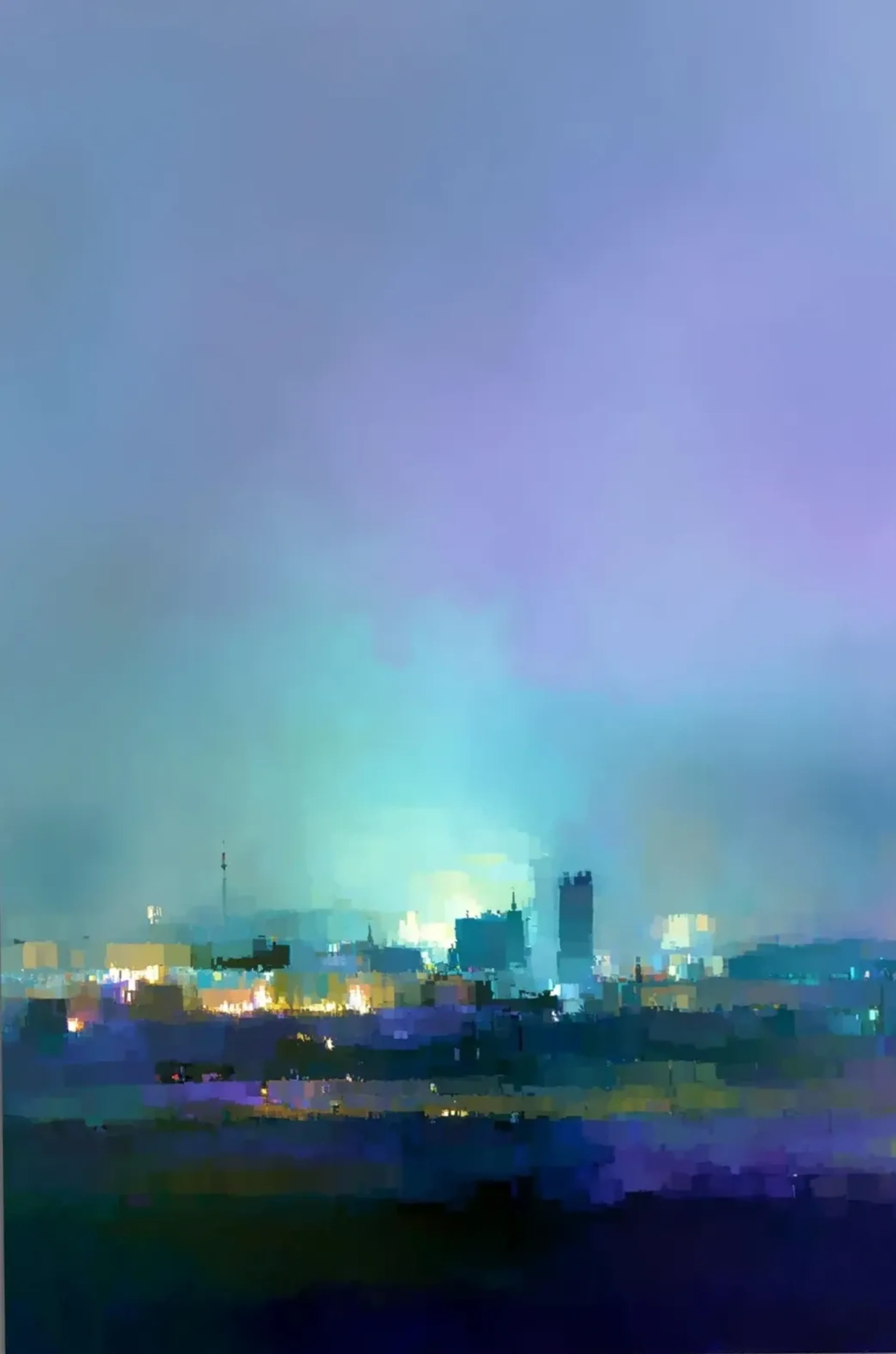 Eine abstrakte Berliner Stadtansicht aus blauen und violetten Rechtecken liegt unter einem hellen, türkis schimmernden Himmel.