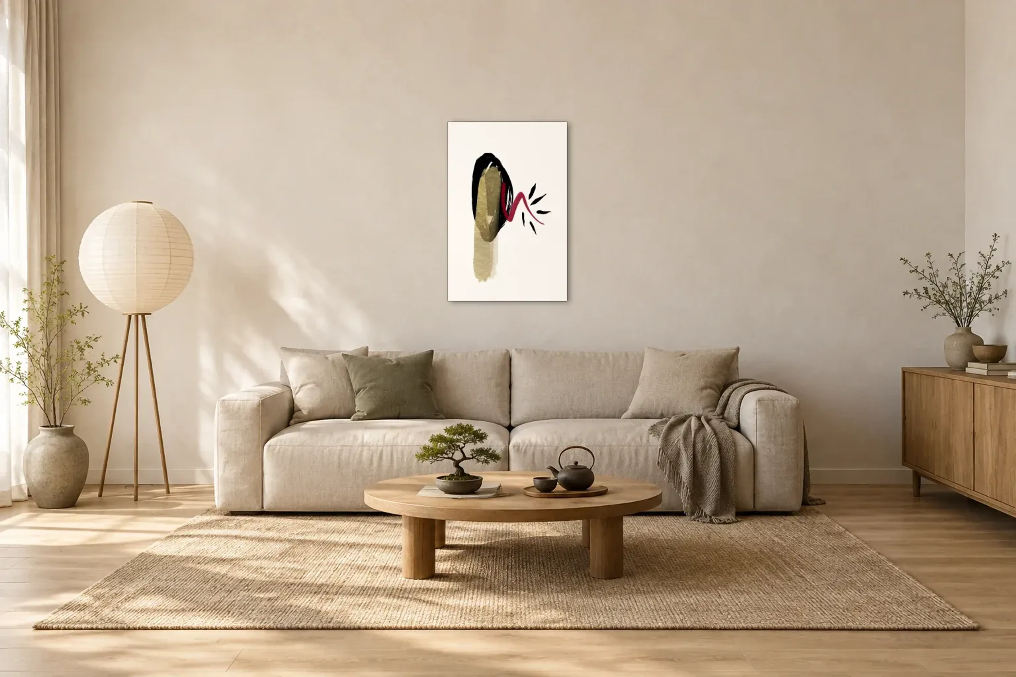 Goldspur mit rotem Schwung als Wandbild über einem 220-cm-Sofa