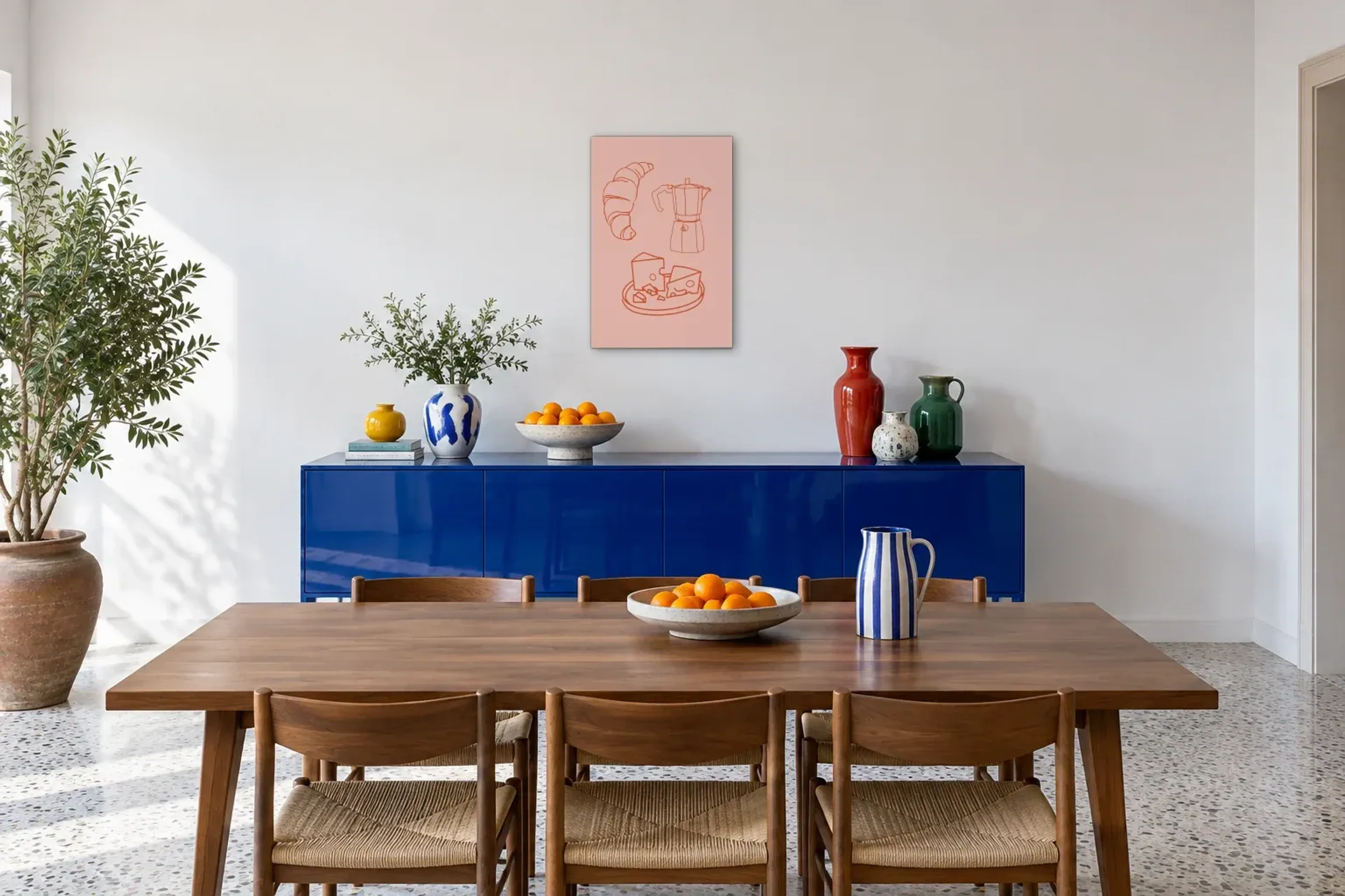 Croissant Kaffee Käse als Wandbild über einem 180-cm-Sideboard