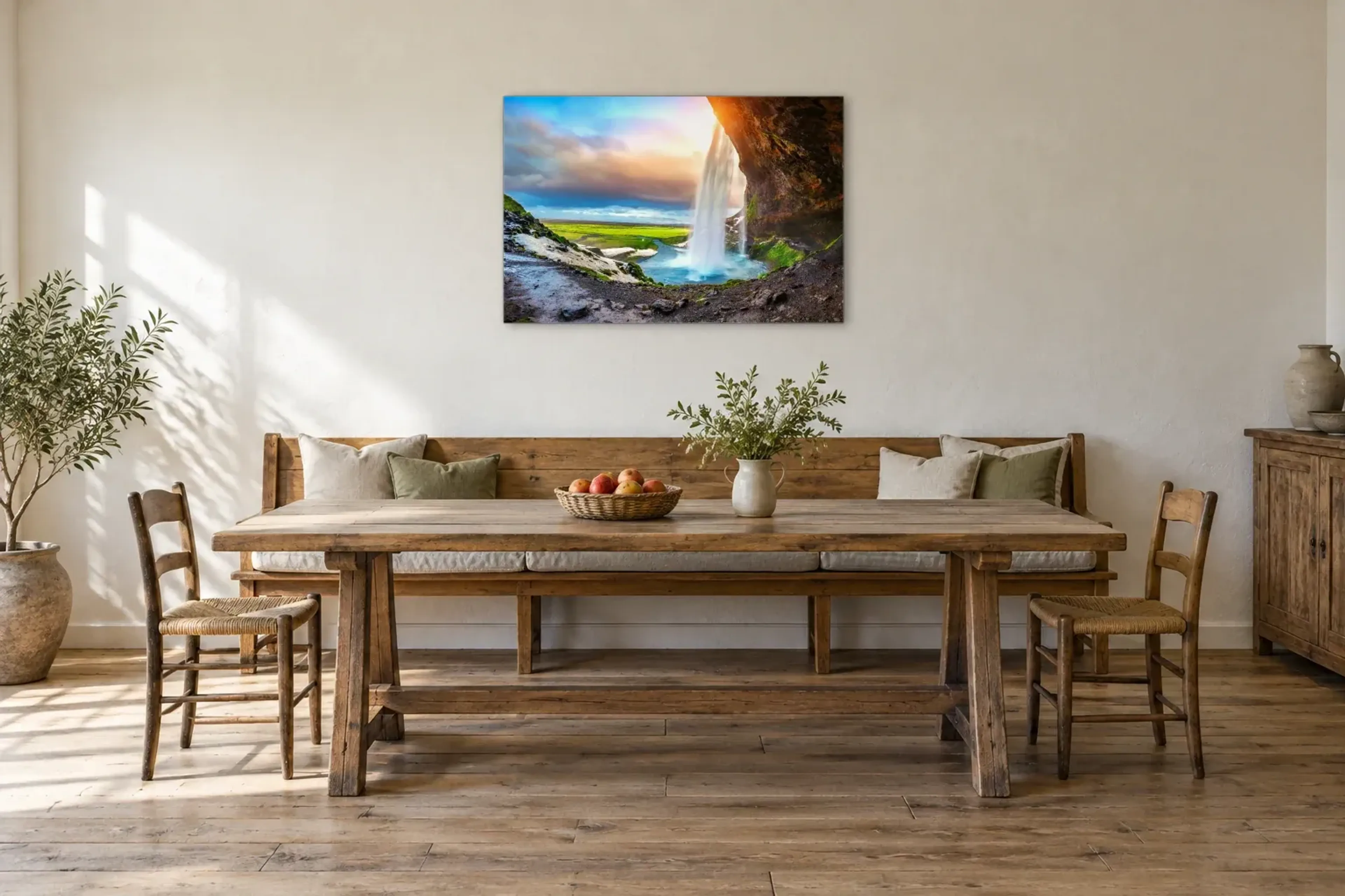 Hinter dem Wasserfall als Wandbild über einer 200-cm-Sitzbank