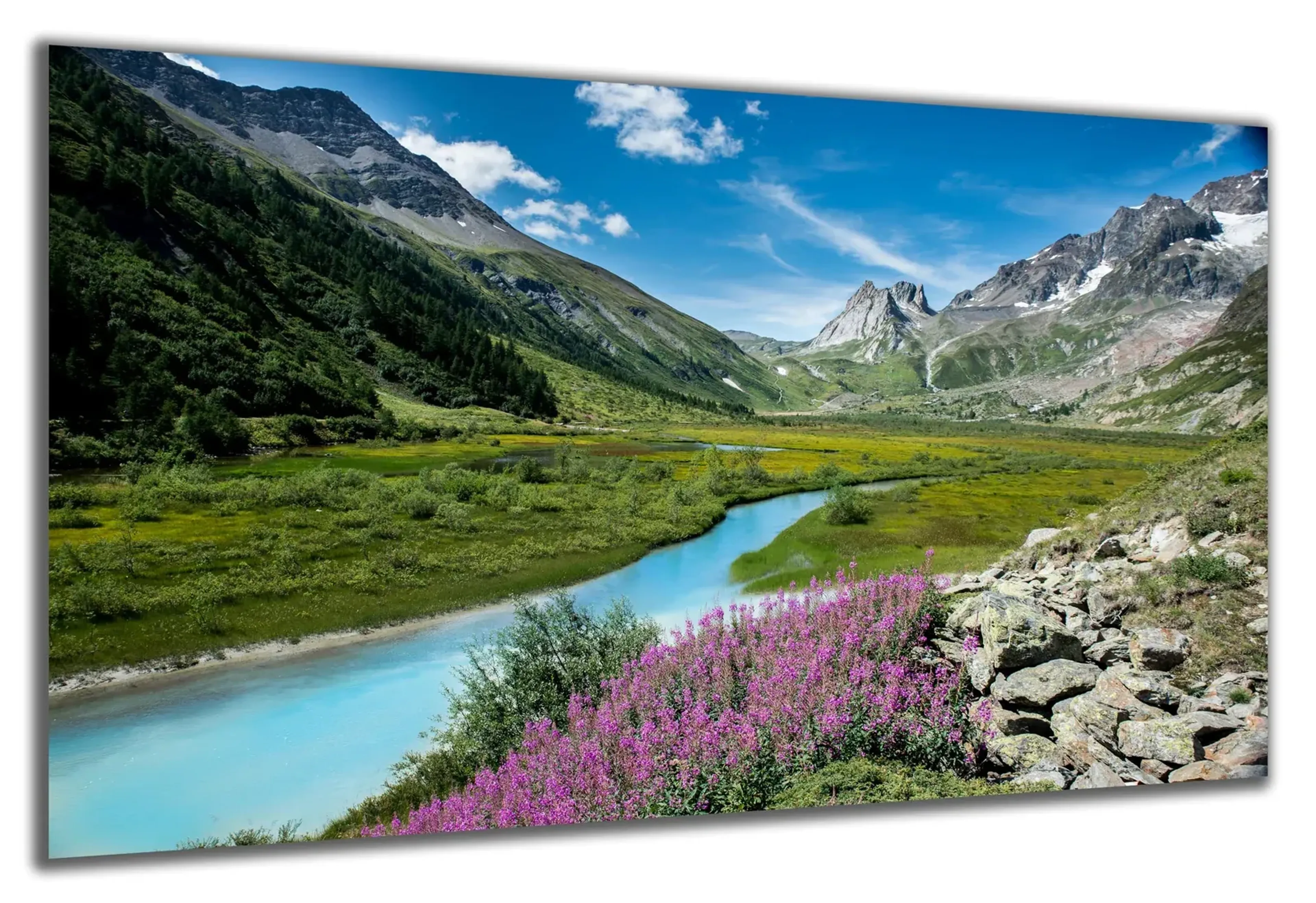 Türkiser Fluss im Bergtal – Ansicht 5