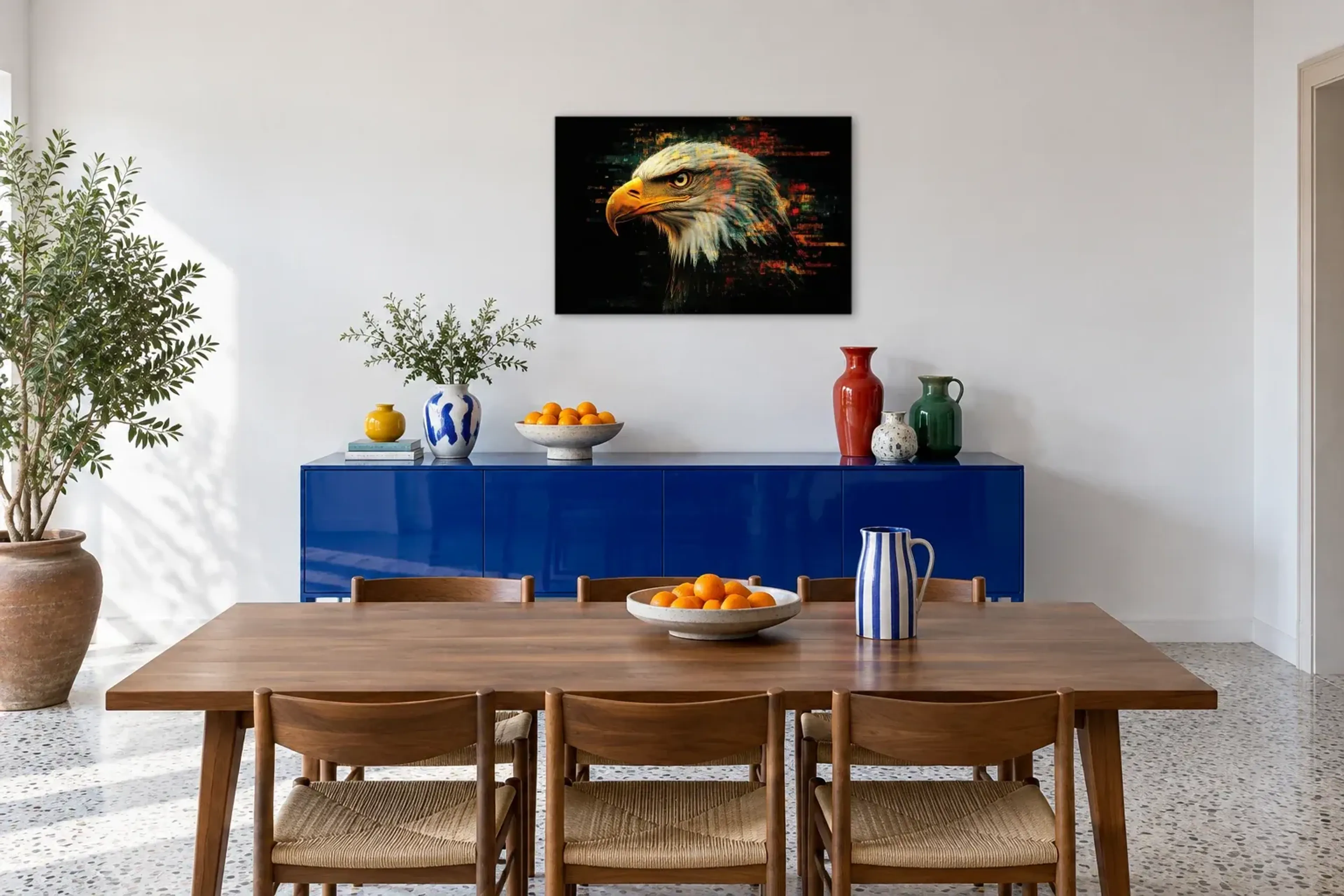 Adler im Profil als Wandbild über einem 180-cm-Sideboard