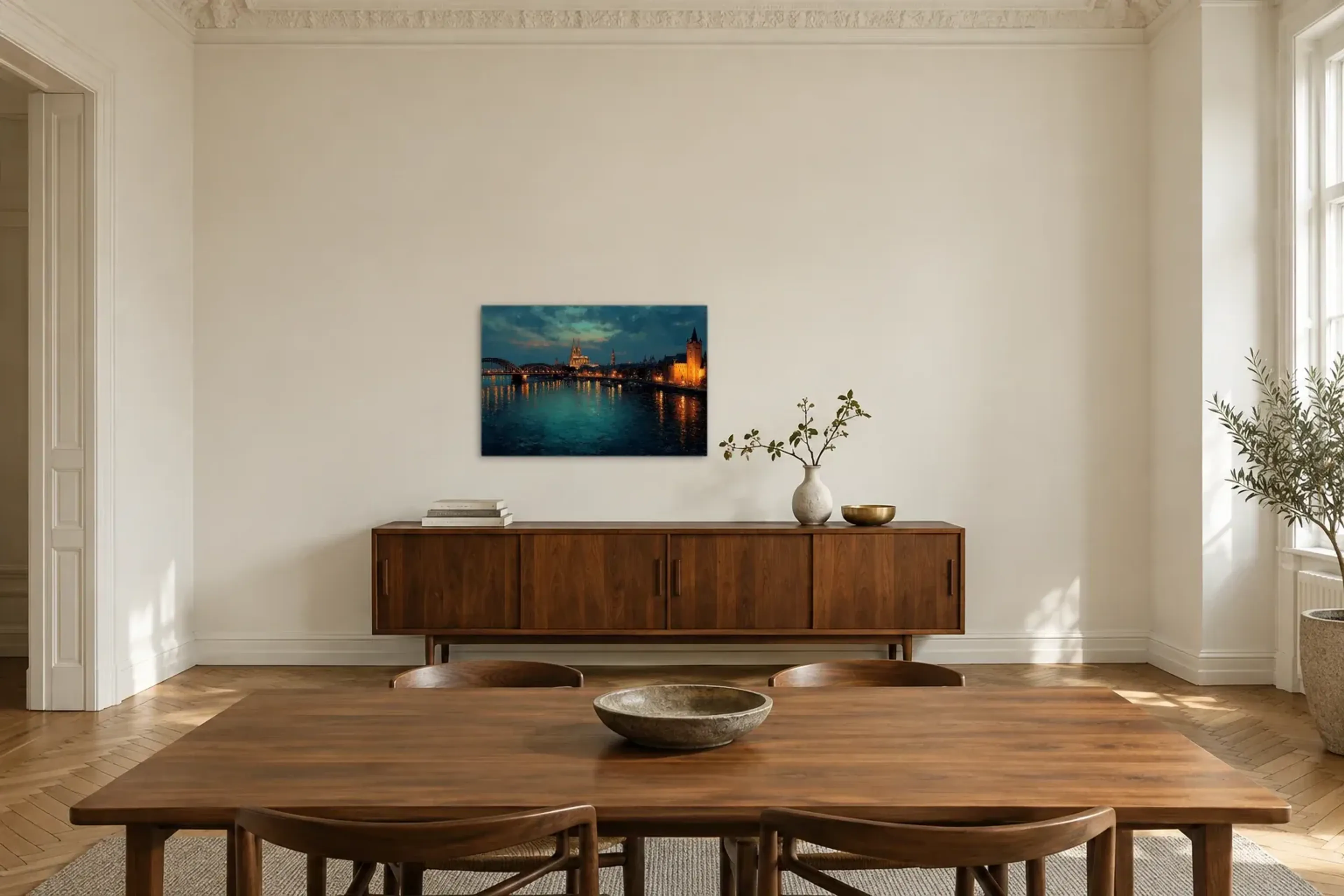 Köln im Abendglanz als Wandbild über einem 200-cm-Sideboard