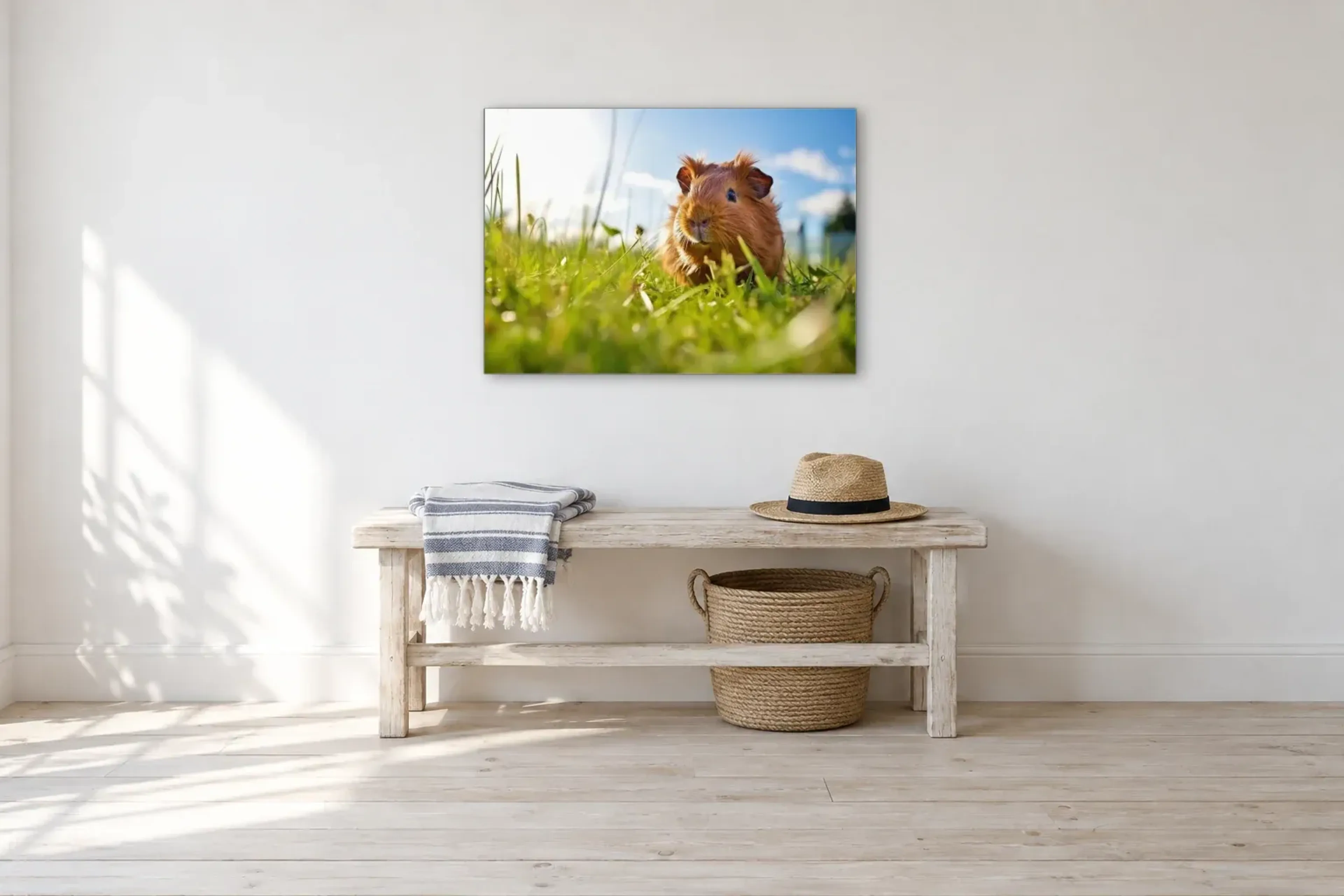 Meerschweinchen im Gras als Wandbild über einer 100-cm-Bank