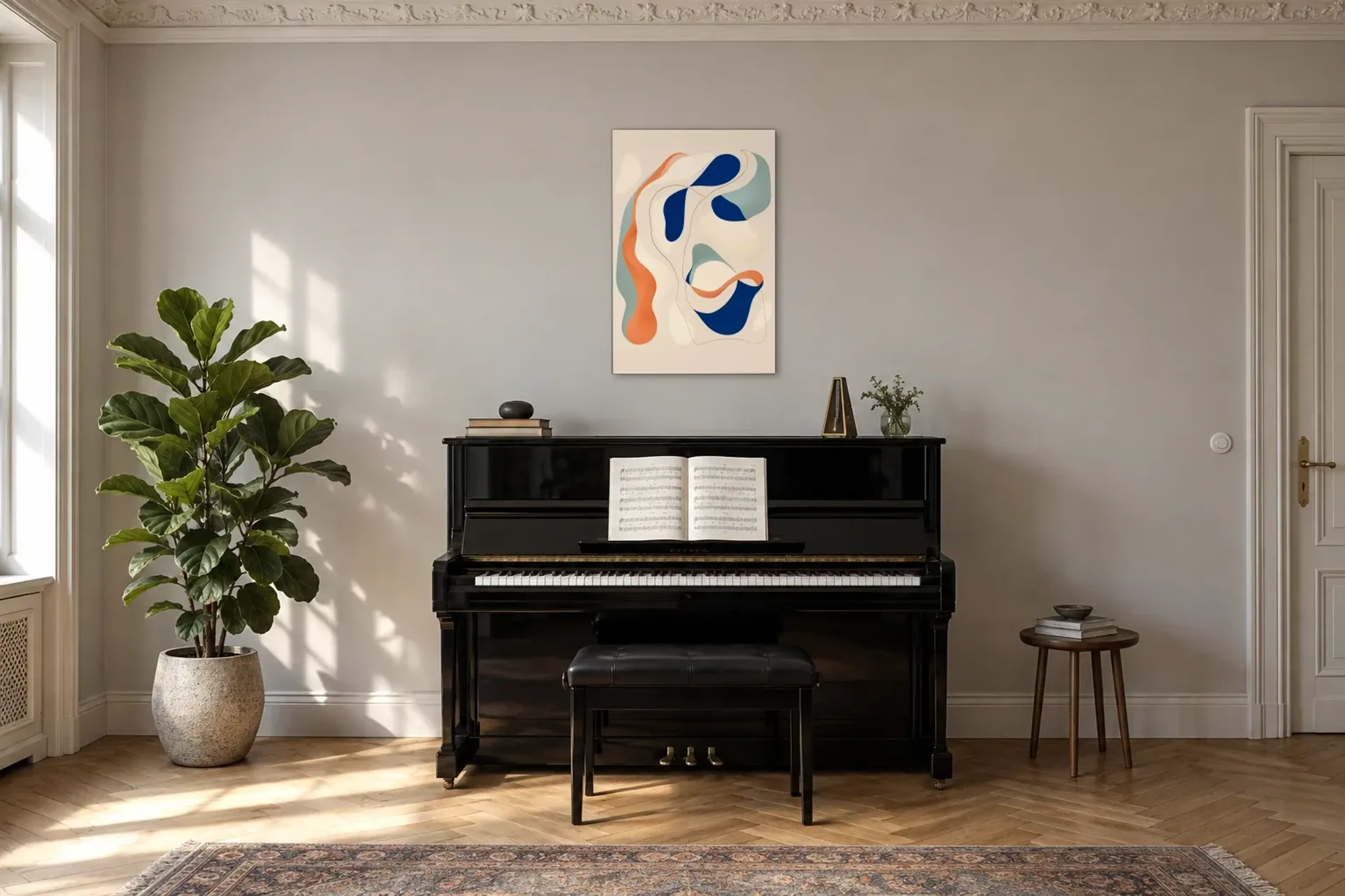 Schwung in Blau und Orange als Wandbild über einem 150-cm-Klavier