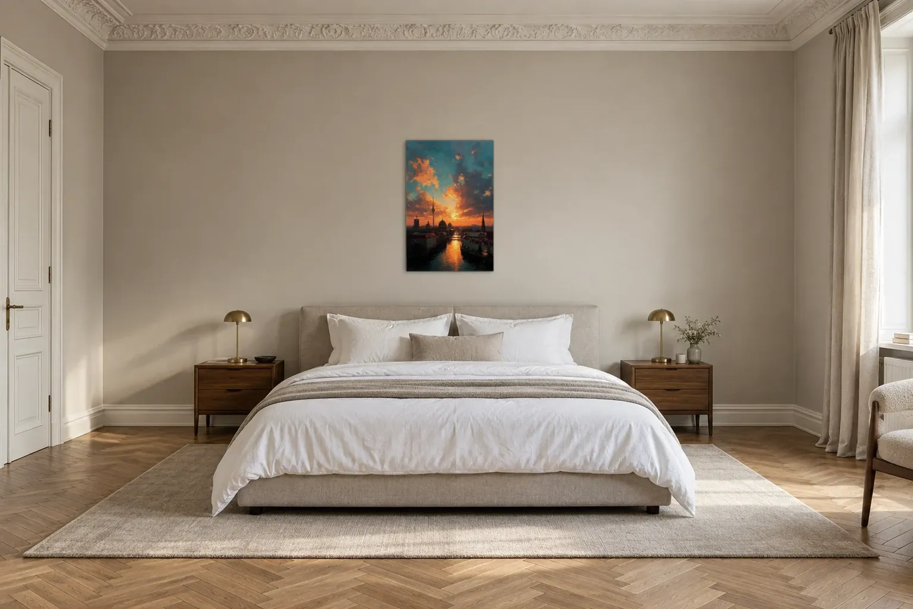 Abendlicht über der Spree als Wandbild über einem 180-cm-Bett