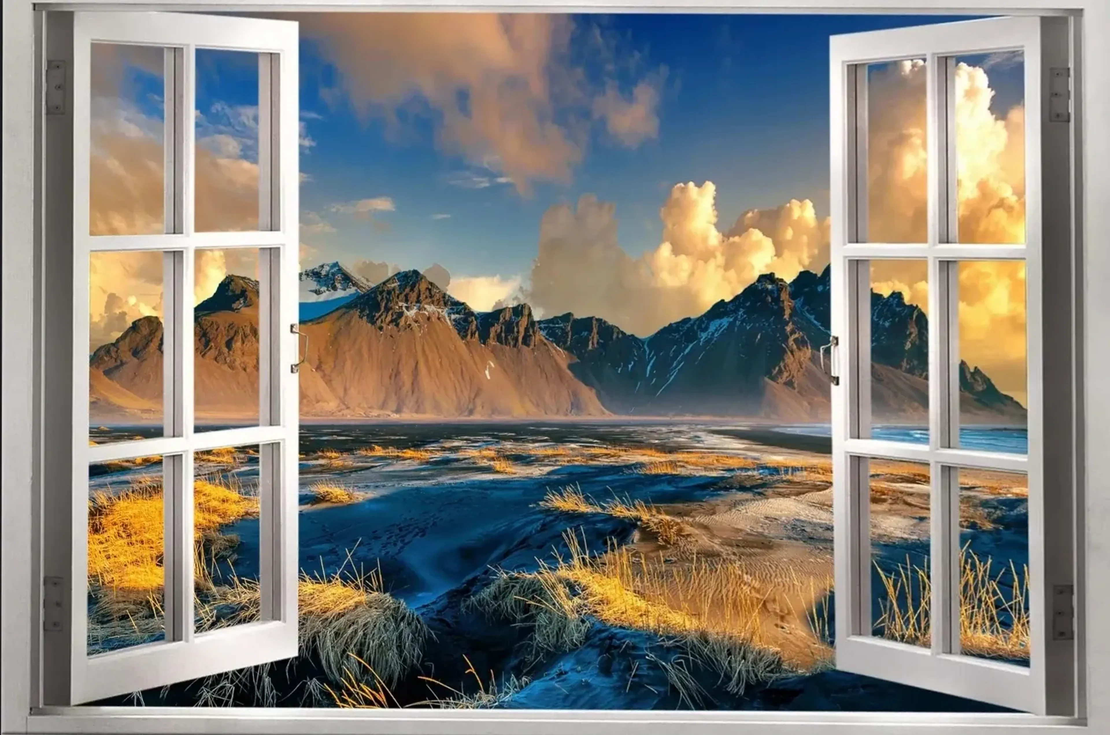 Berge im goldenen Licht – Motiv als Wandbild auf Holz