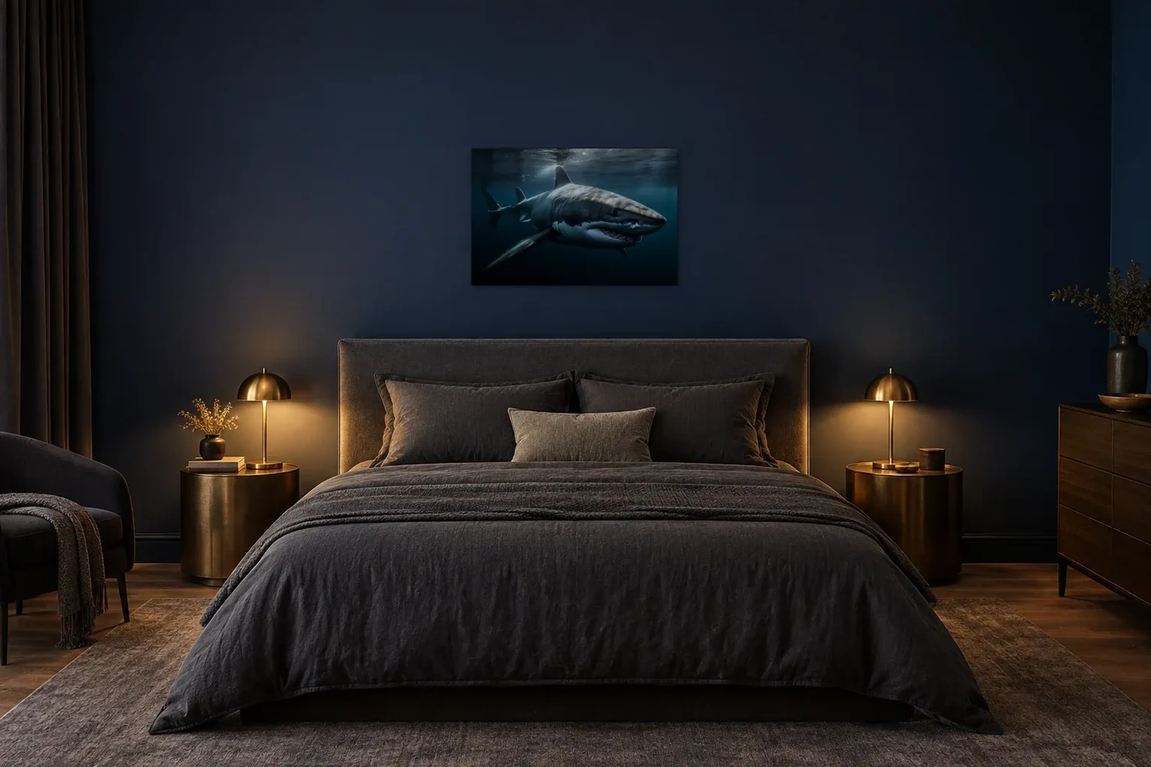 Hai im Gegenlicht als Wandbild über einem 180-cm-Bett