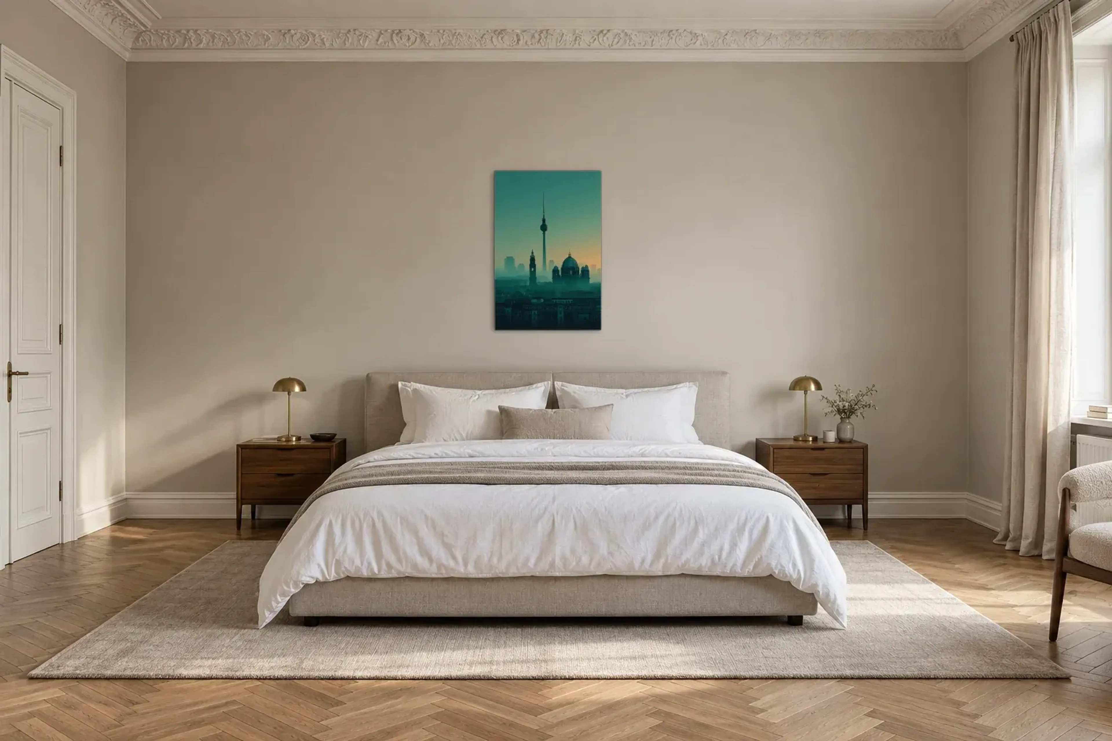 Berlin im türkisfarbenen Dunst als Wandbild über einem 180-cm-Bett