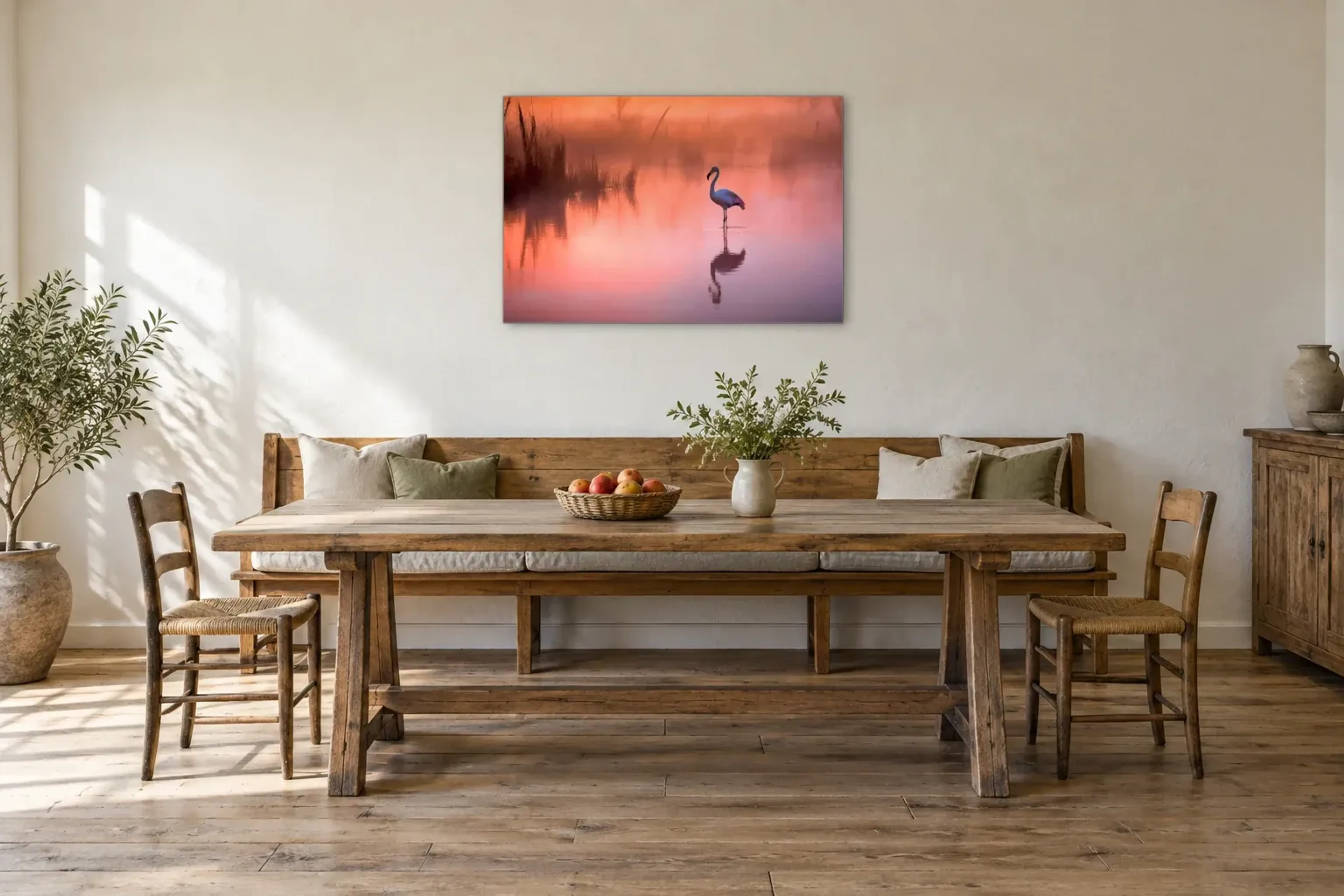 Flamingo im Wasser als Wandbild über einer 200-cm-Sitzbank