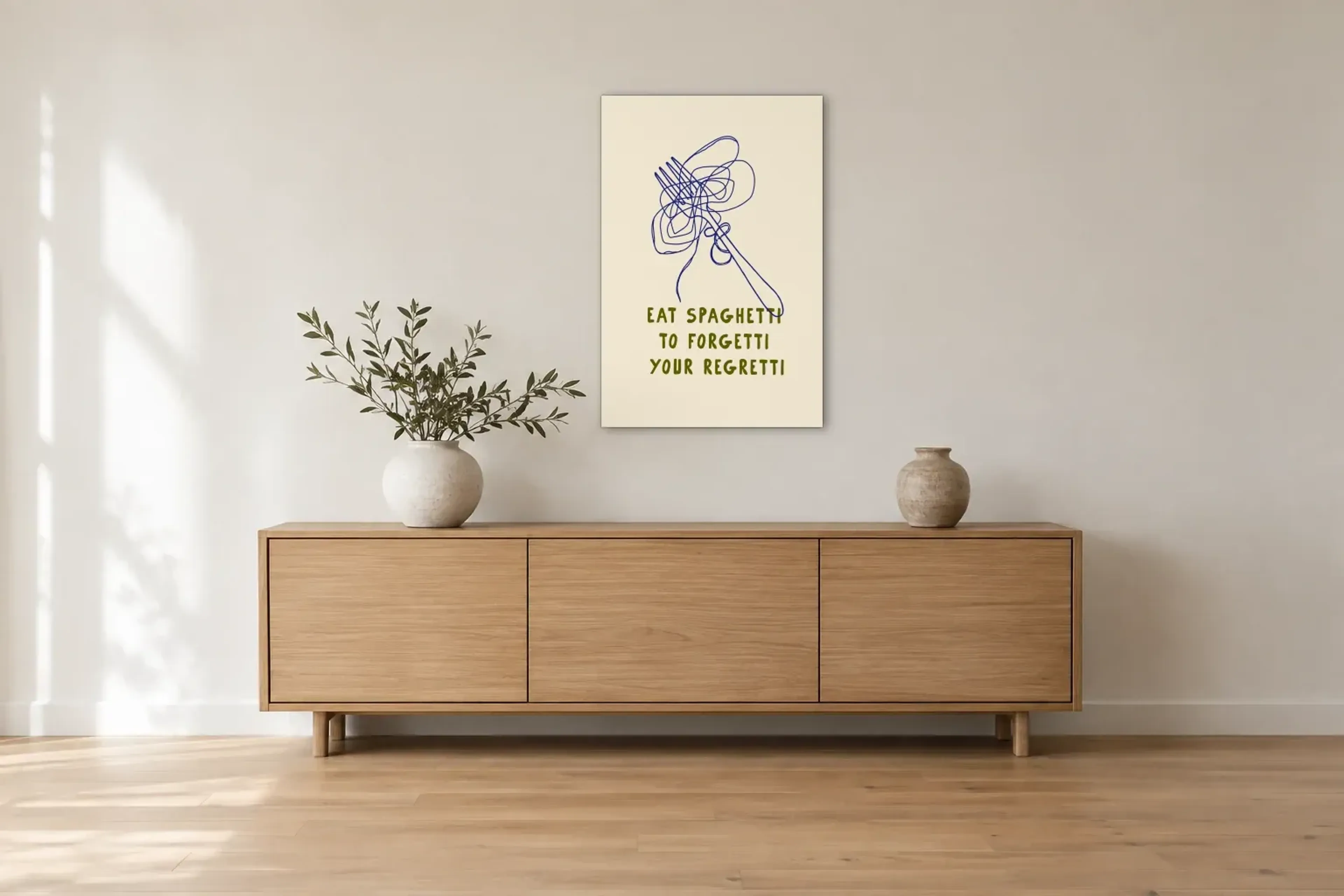 Spaghetti mit Wortwitz als Wandbild über einem 180-cm-Sideboard