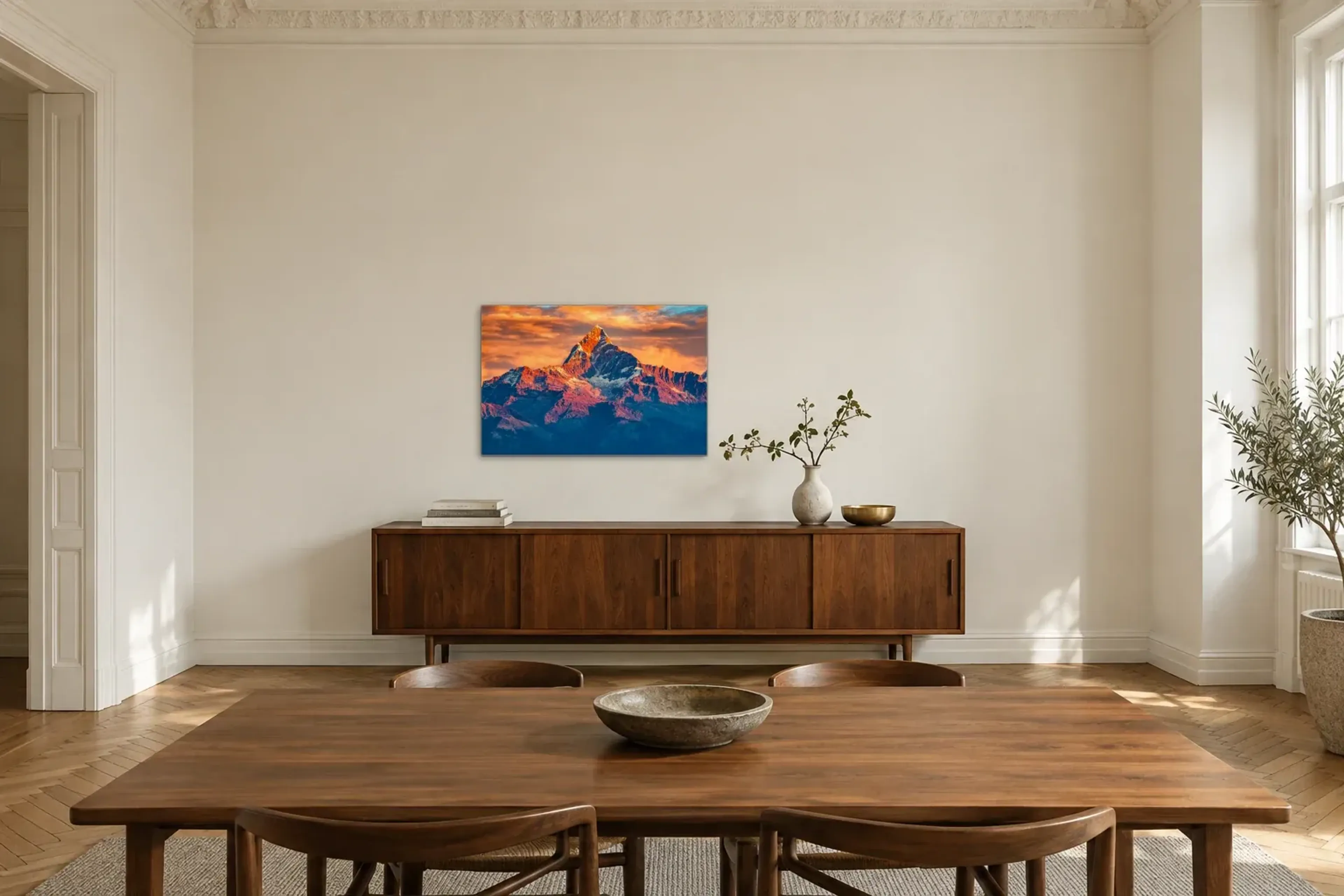 Abendrot als Wandbild über einem 200-cm-Sideboard