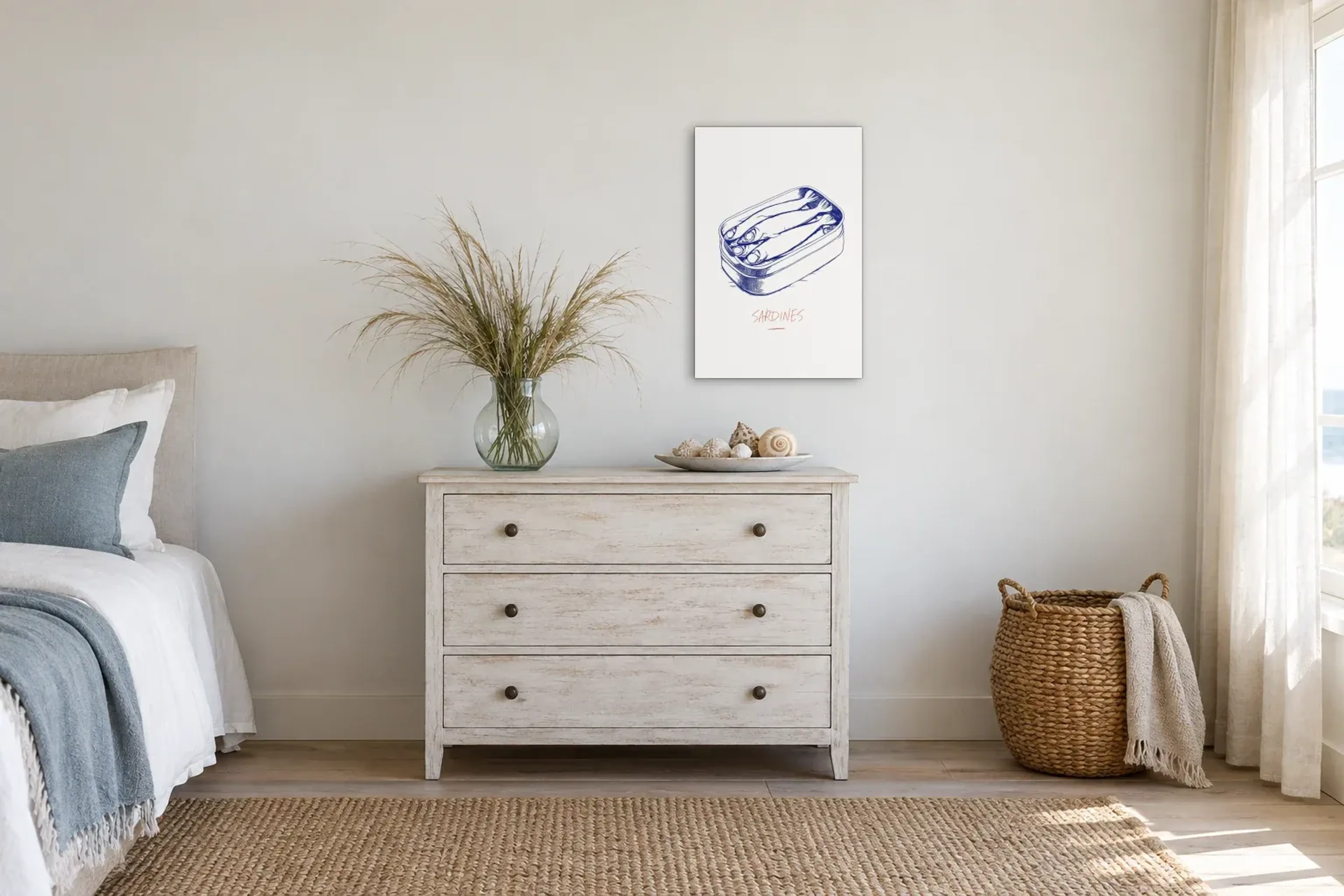 Sardinen in der Dose als Wandbild über einer 90-cm-Kommode