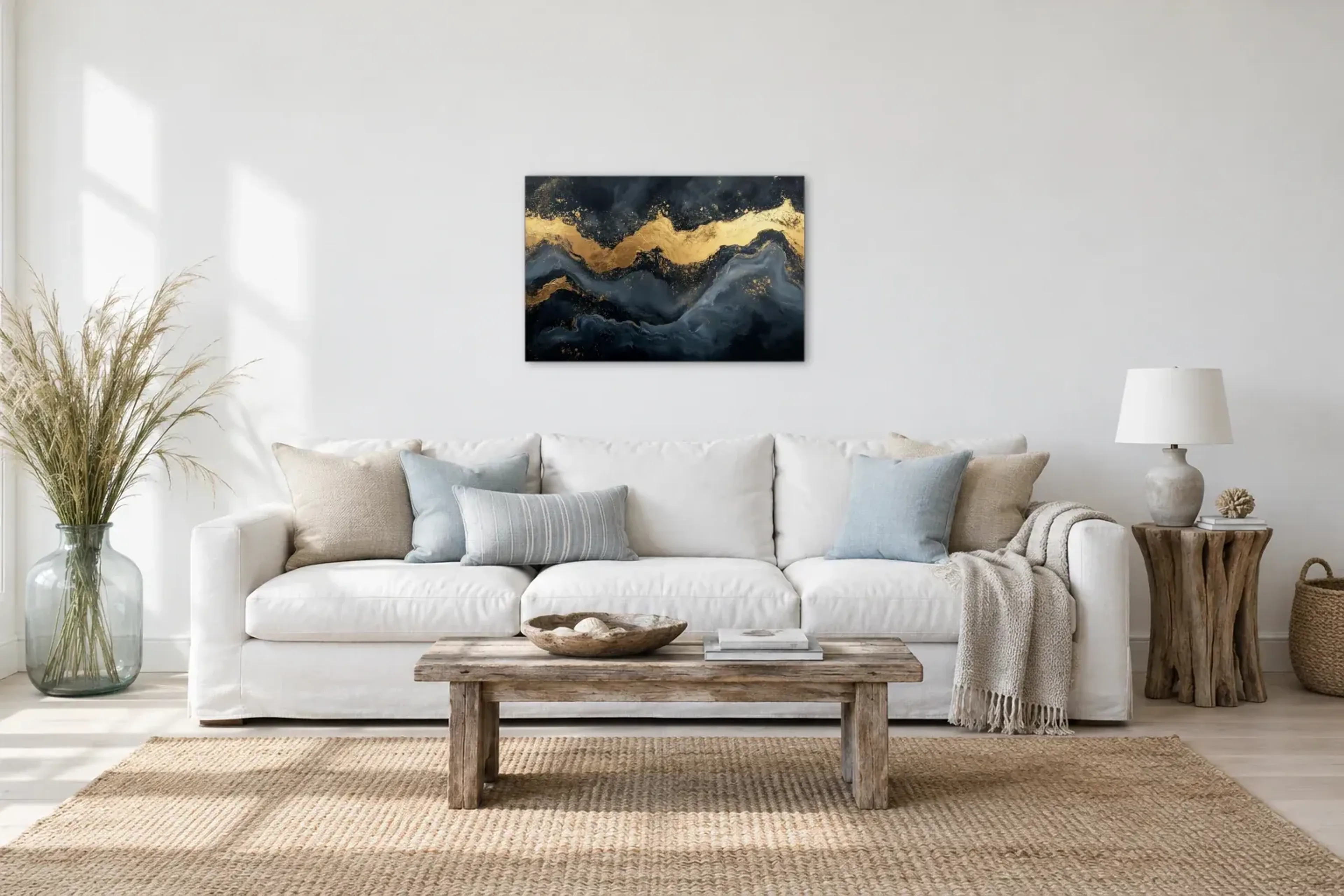 Marmor Gold als Wandbild über einem 220-cm-Sofa