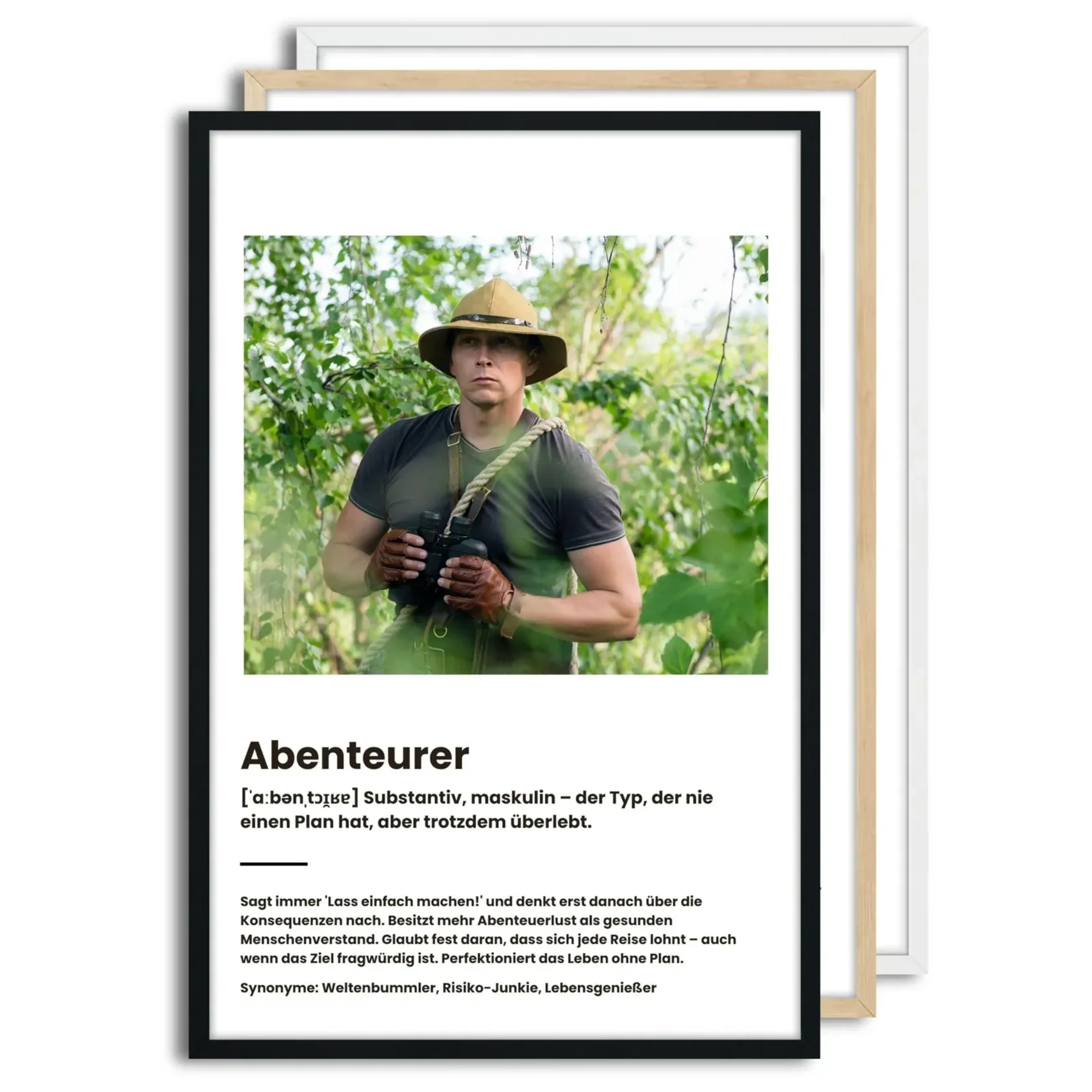 Beispiel mit einer Person mit Hut und Fernglas über der Definition „Abenteurer“, gezeigt in drei Rahmenfarben.