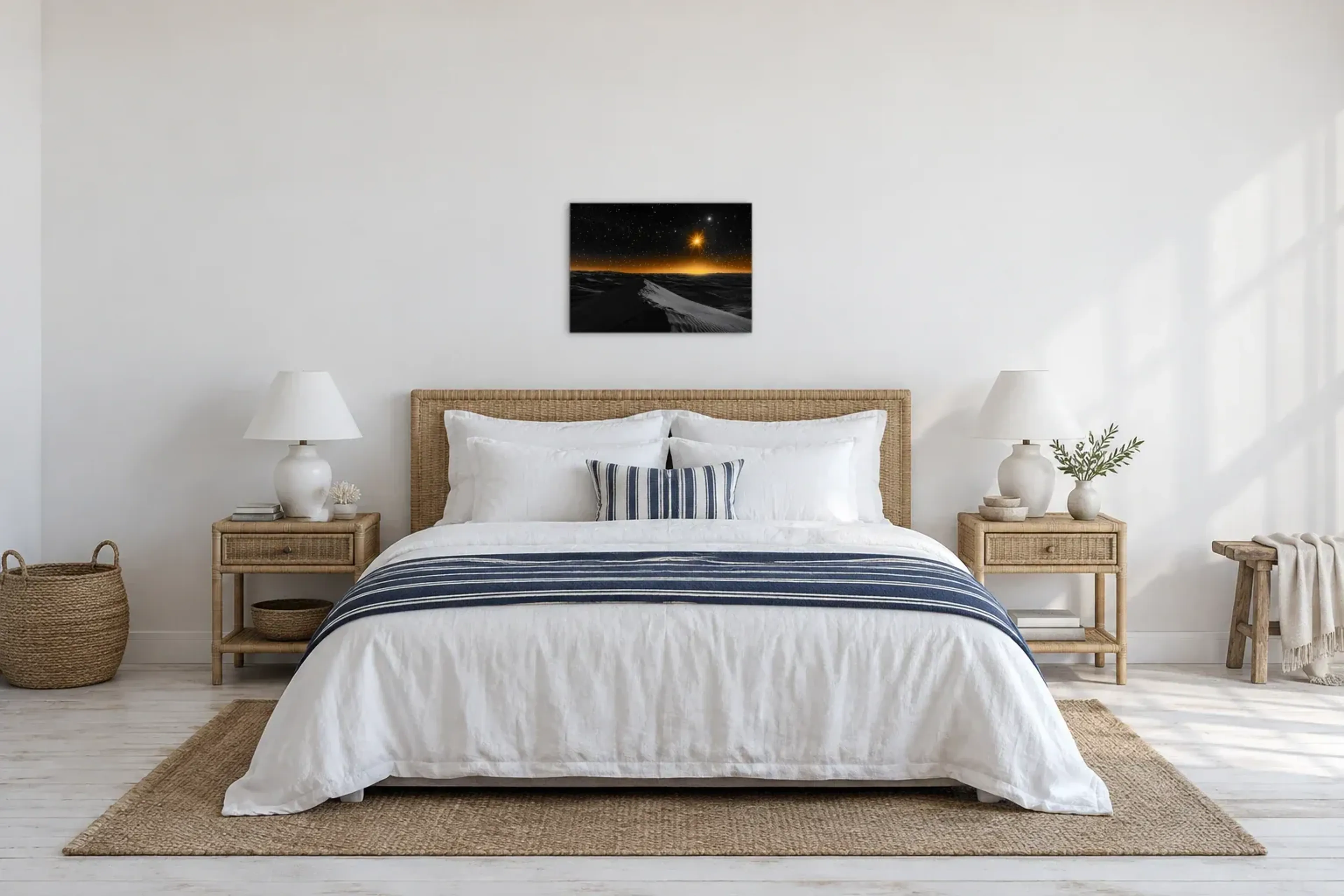 Stern über dunklen Dünen als Wandbild über einem 180-cm-Bett