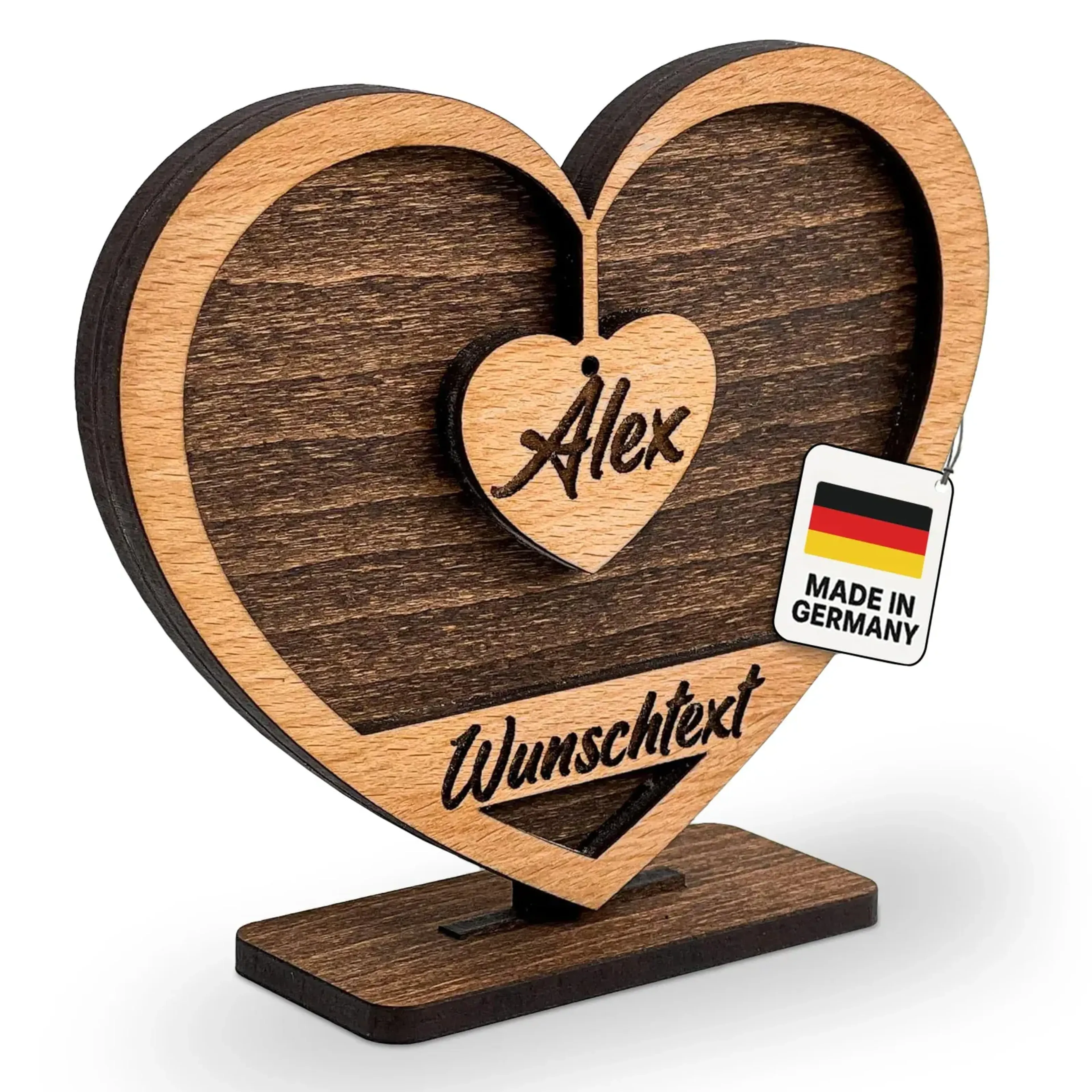 Holzherz auf einem Standfuß mit dunkler Innenfläche, kleinem Namensherz und Wunschtext, im Beispiel mit Alex.