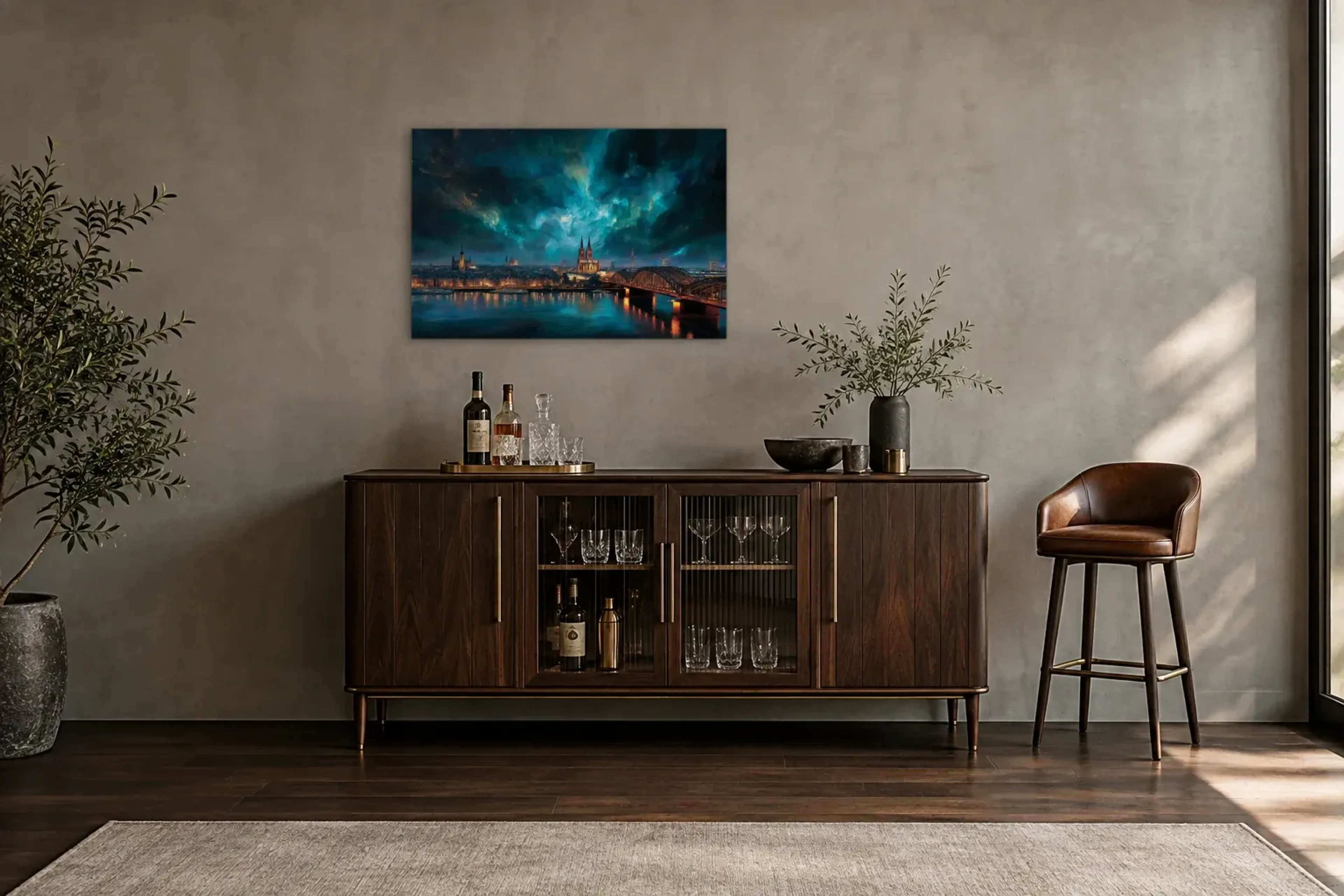 Wolkenwirbel über Köln als Wandbild über einem 150-cm-Barschrank