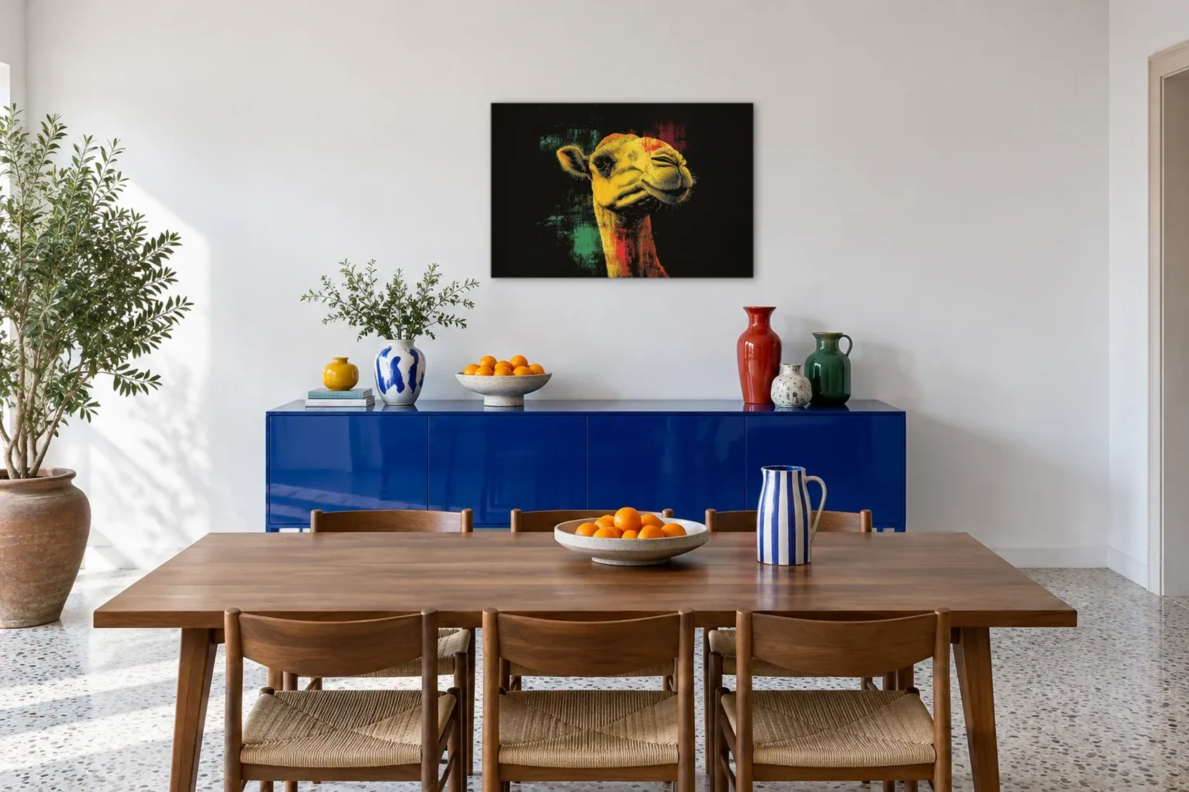 Kamel auf Schwarz als Wandbild über einem 180-cm-Sideboard