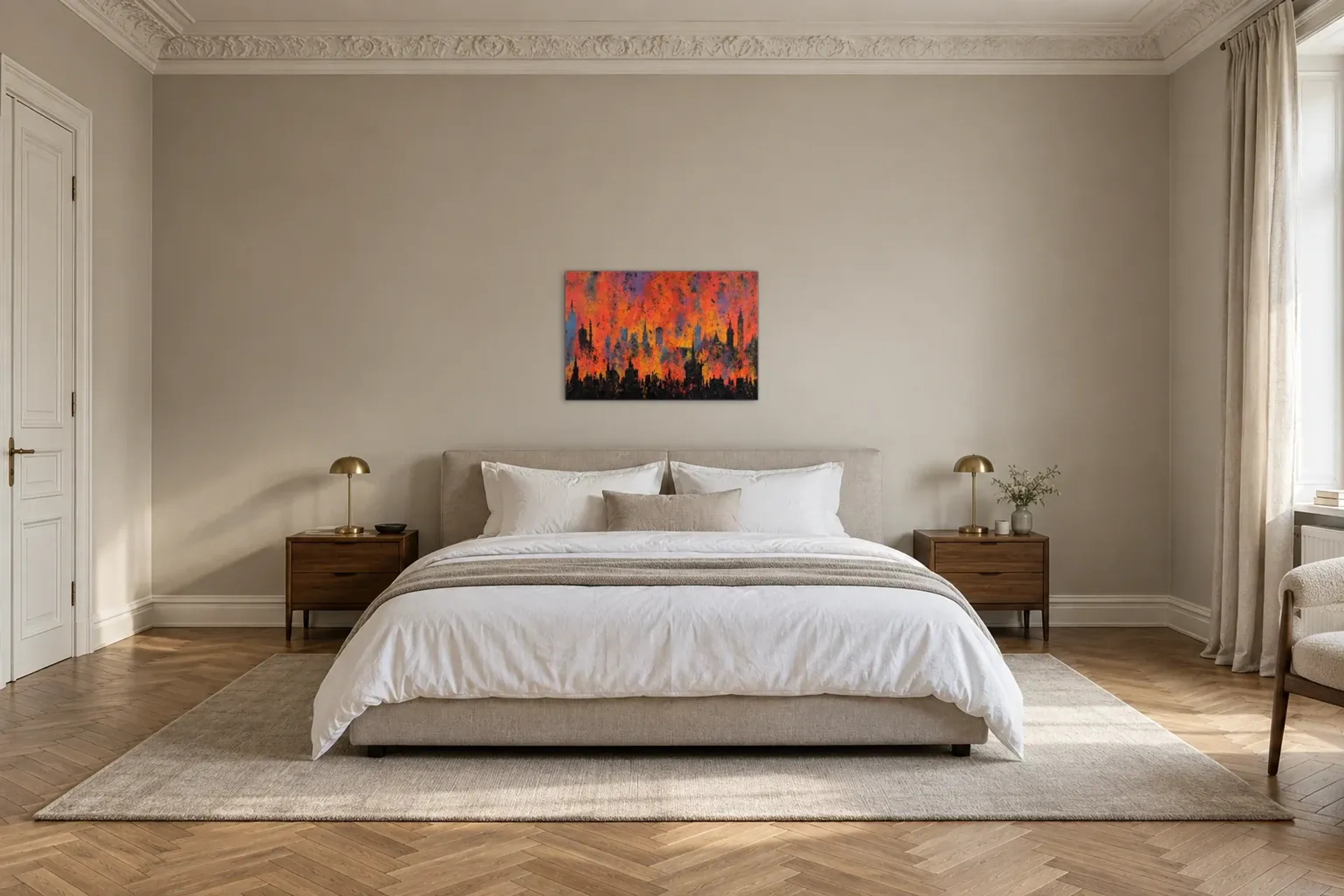 Münchner Silhouetten in Orange als Wandbild über einem 180-cm-Bett