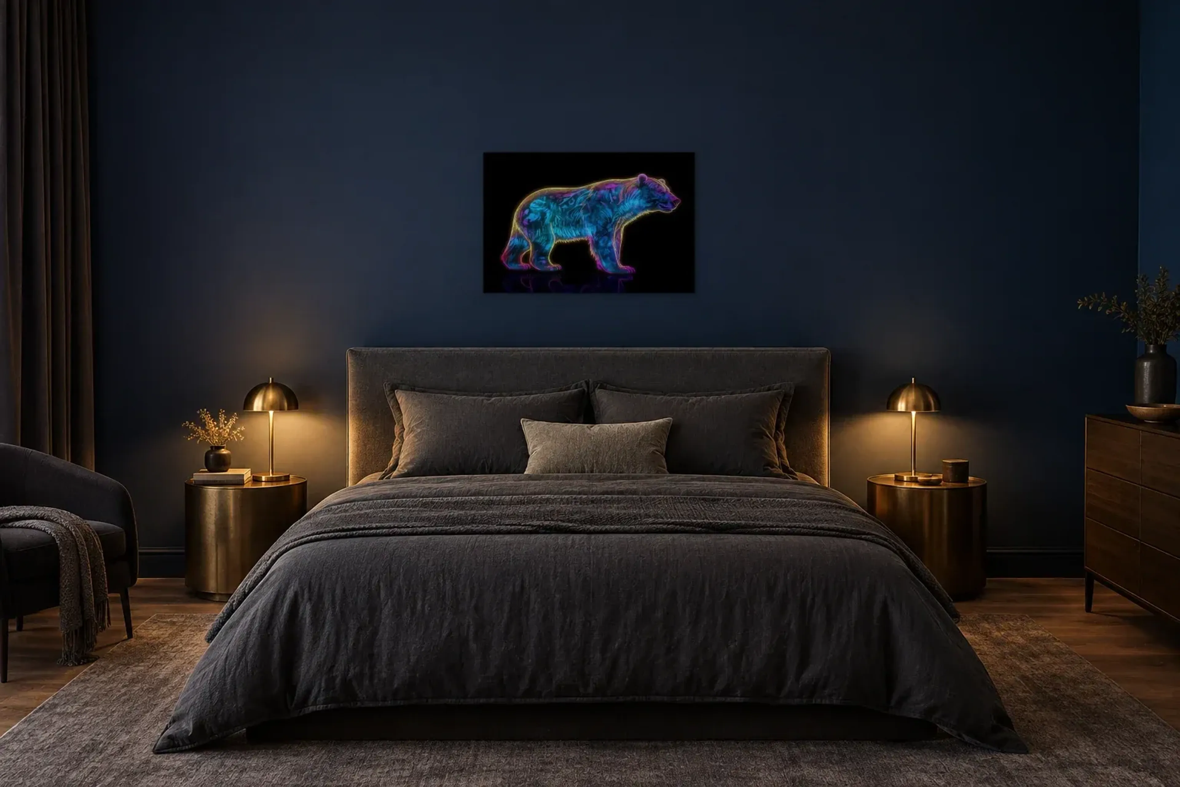Bär in Neonfarben als Wandbild über einem 180-cm-Bett